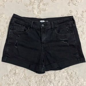 Women’s Old Navy Boyfriend Shorts, Size 12, Black distressed denim